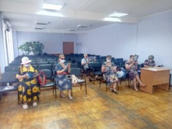 Встреча с избирателями в 12-м округе